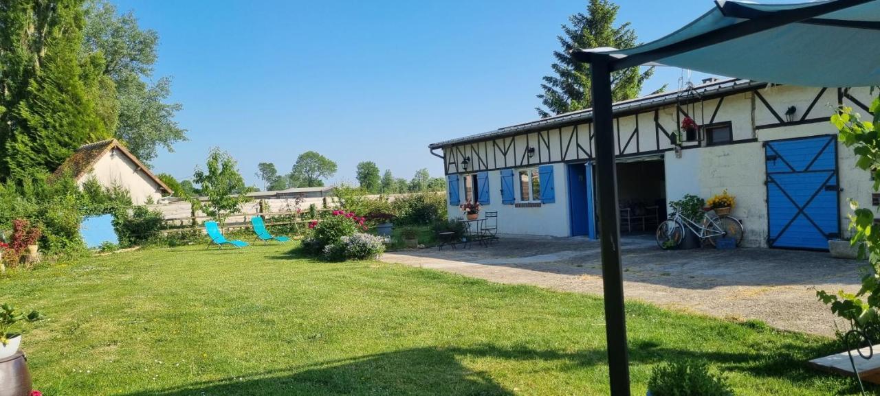 La Cle Des Champs Bed & Breakfast Asnieres  Dış mekan fotoğraf