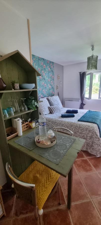 La Cle Des Champs Bed & Breakfast Asnieres  Dış mekan fotoğraf
